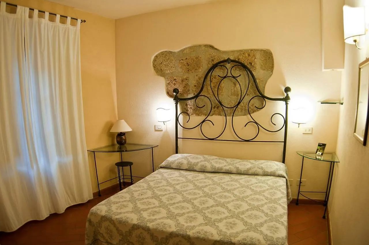 Hotel Scilla Sovana 3*,